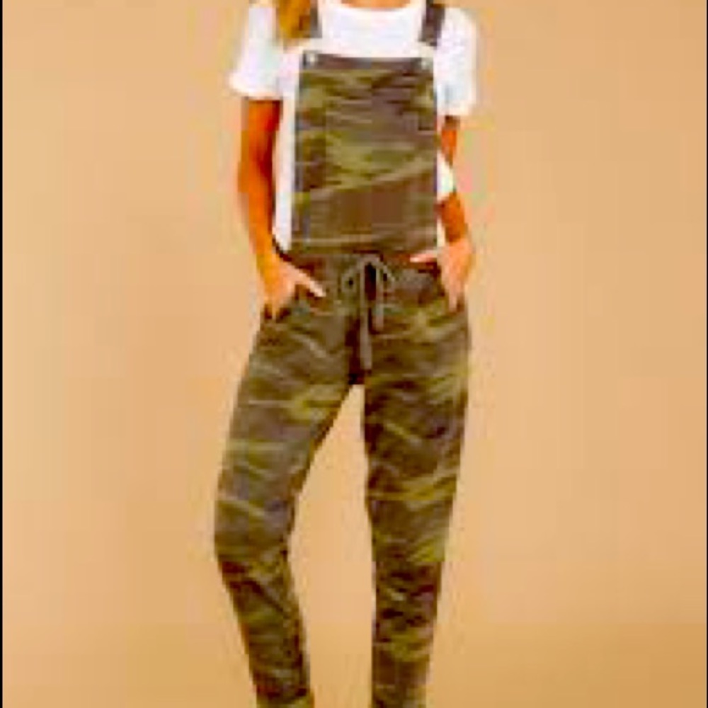 Z supply camo overalls
